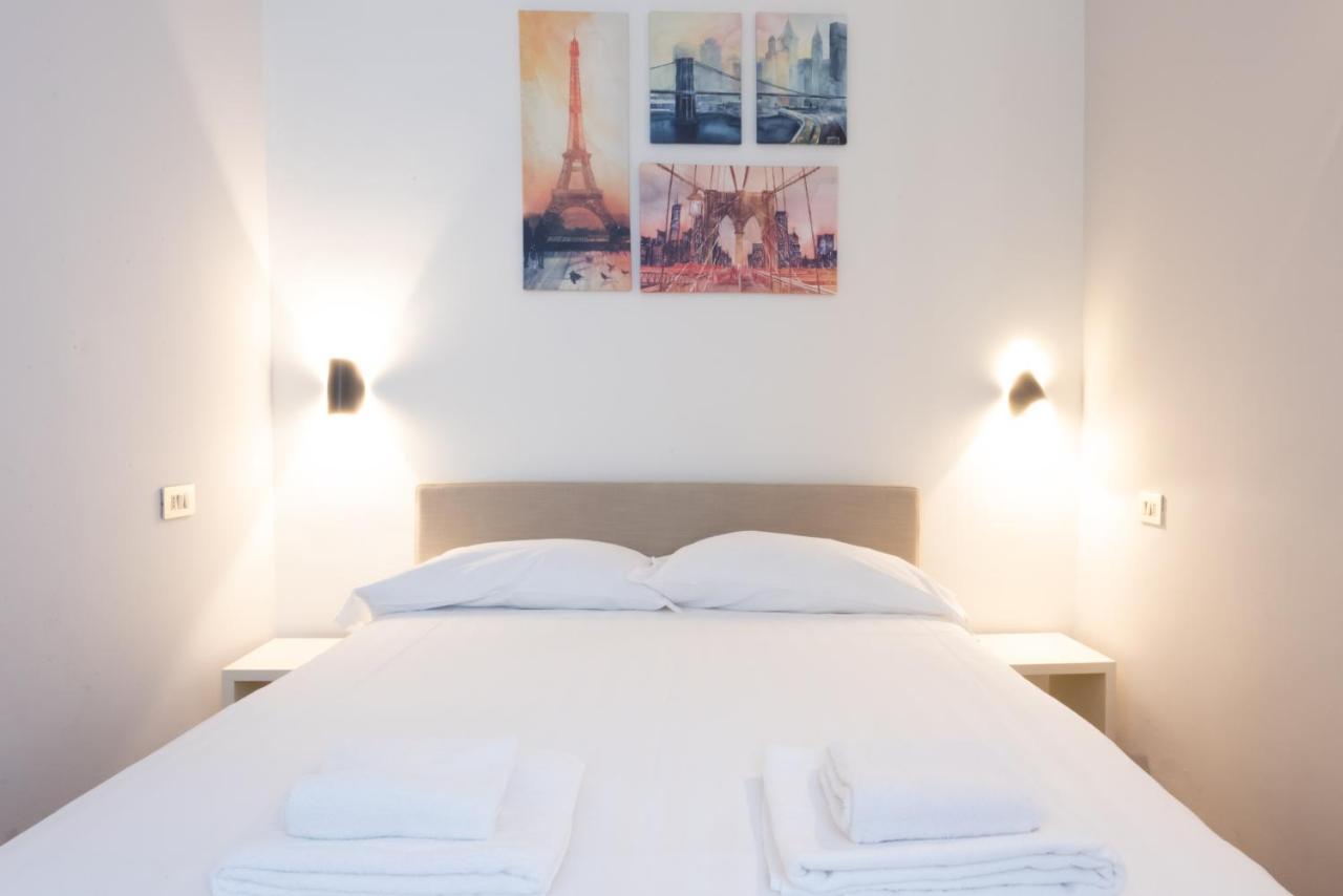 ミラノPorta Venezia Elegant Penthouse With Terraceアパートメント エクステリア 写真