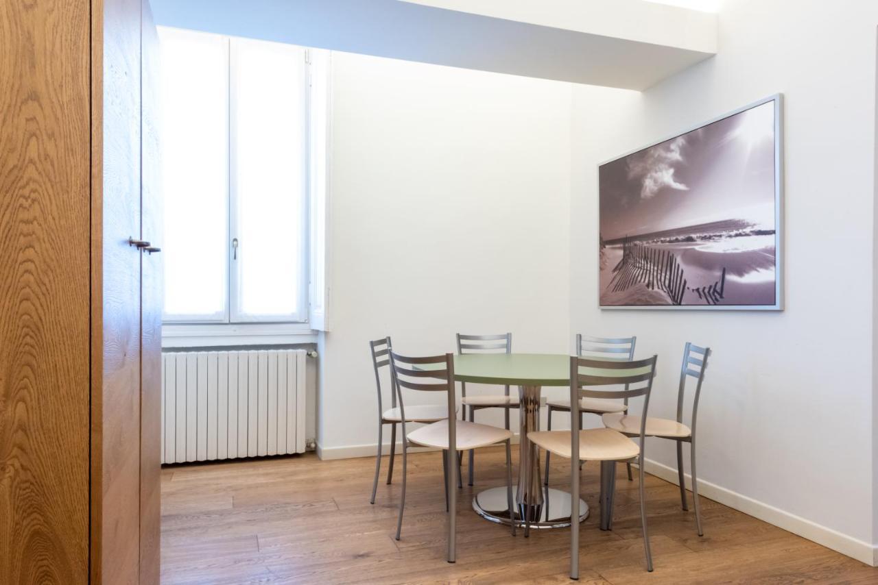 ミラノPorta Venezia Elegant Penthouse With Terraceアパートメント エクステリア 写真